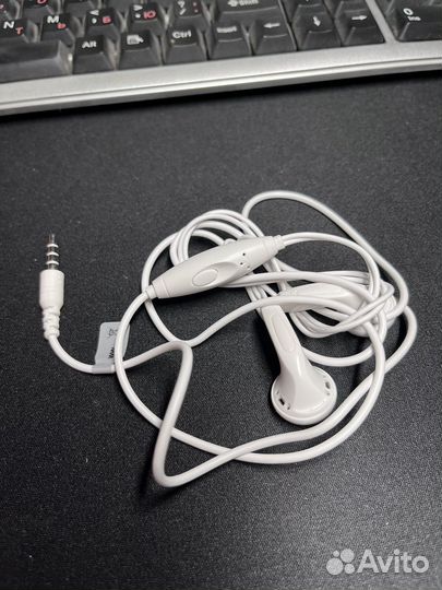 Наушники с микрофоном Lenovo