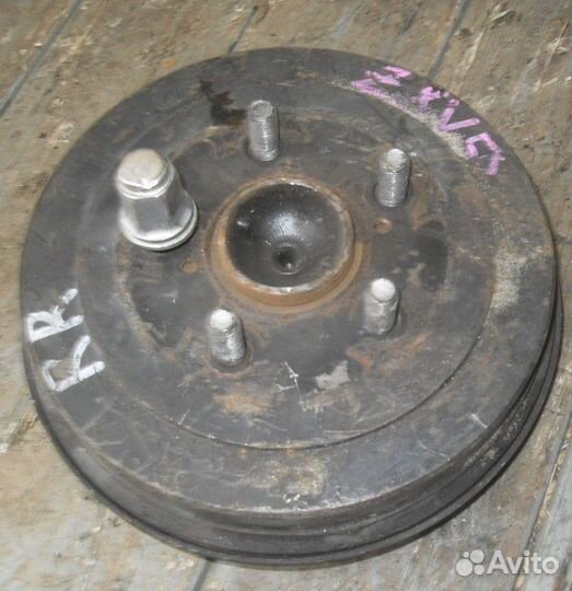 Ступица в сборе задняя правая Toyota Vista Ardeo