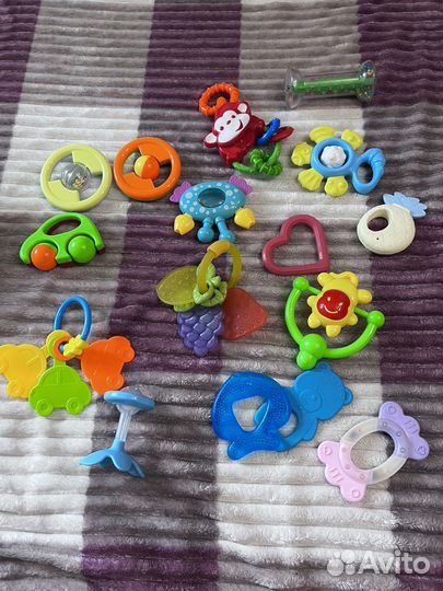 Игрушки погремушки