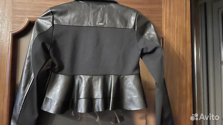 Пиджак для девочки 128