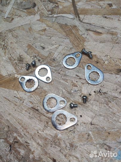 Фиксатор болта амортизатора Иж