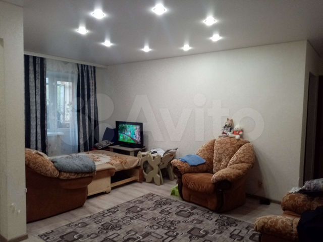 3-к. квартира, 56 м², 3/5 эт.