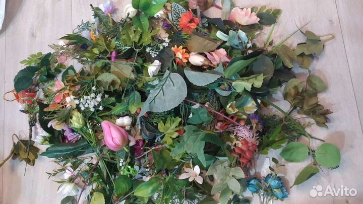 Листья, веточки и цветочки искусственные