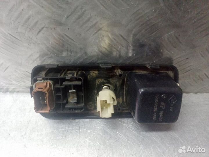 Панель прикуривателя Renault Duster HSA 2010-2021