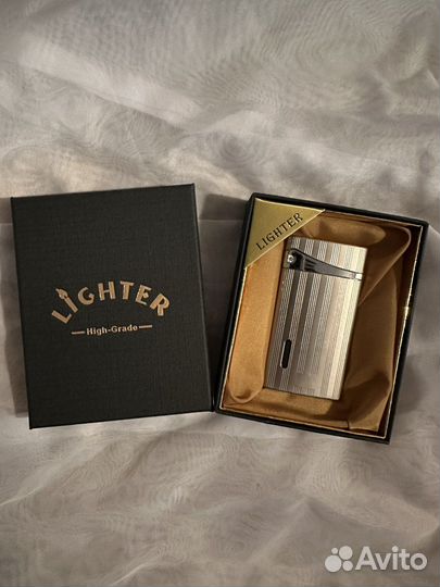 Зажигалка бензиновая