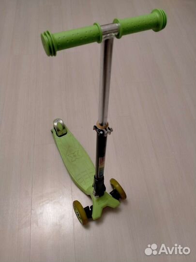 Самокат детский трехколесный