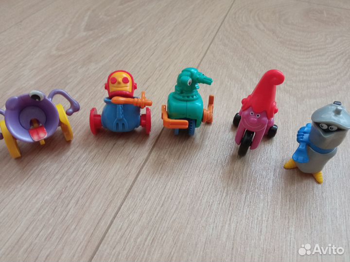 Игрушки из киндера 90х. Сборка. Разное