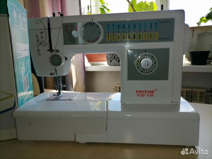Швейная машина