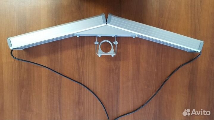 Уличный светодиодный светильник Галочка