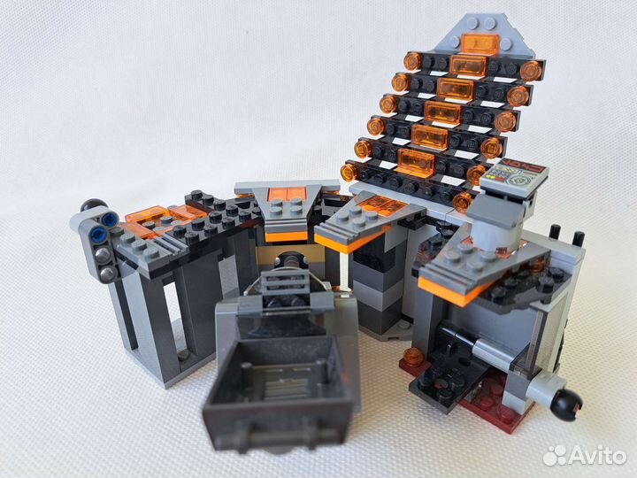 Lego Star Wars 75137 Камера карбонитной заморозки