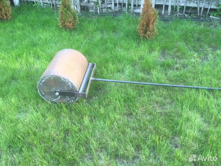 Каток садовый