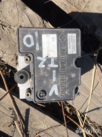 Блок ABS Vitz 10