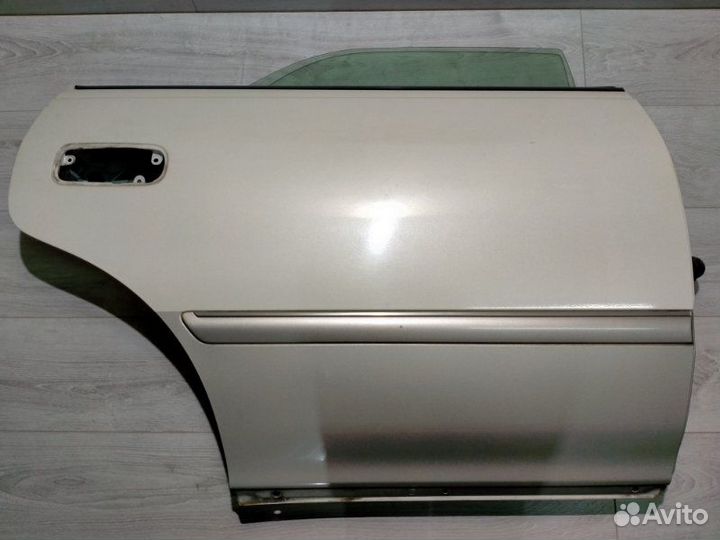 Дверь задняя правая Toyota Mark Ii GX100 1GFE 1999