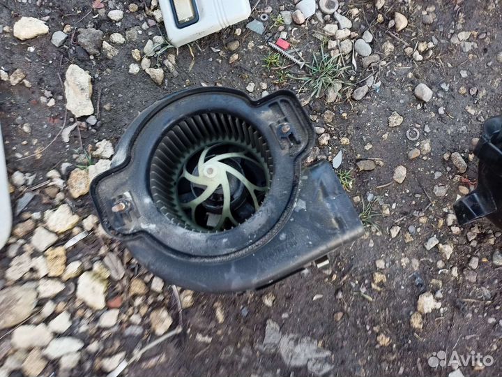 Моторчик печки peugeot 106