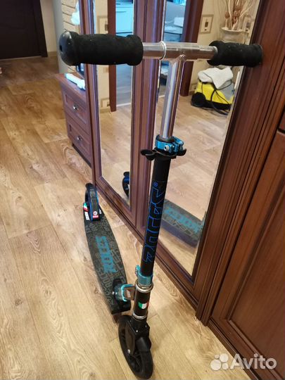 Самокат Roces