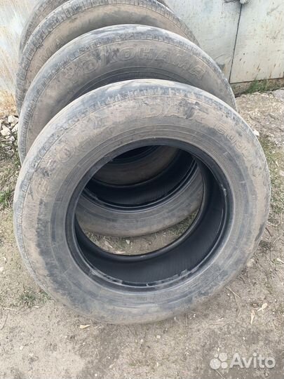 Yokohama Geolandar G033 215/70 R16