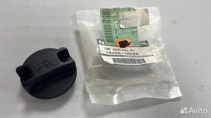 Крышка маслозаливной горловины nissan