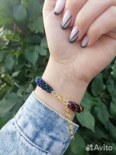 Браслет из бисера