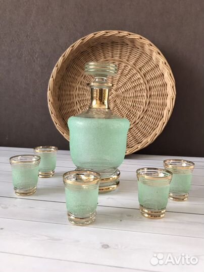 Штоф и рюмки СССР