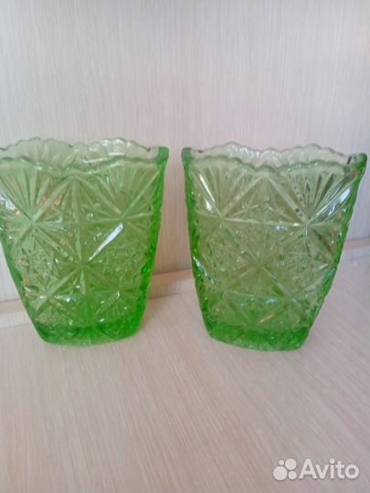 Салфетница из цветного стекла старинная