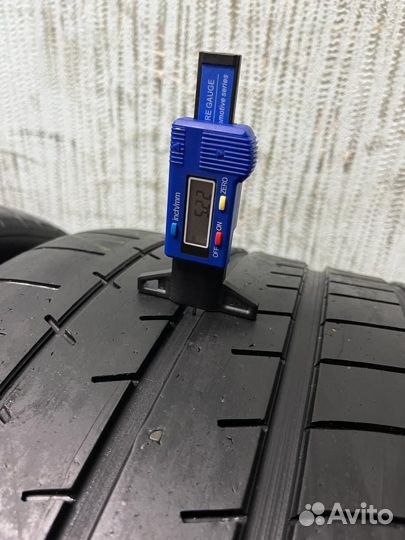 Michelin Pilot Super Sport 295/35 R20