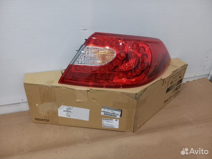Фонарь задний правый Infiniti M25 M37 M56