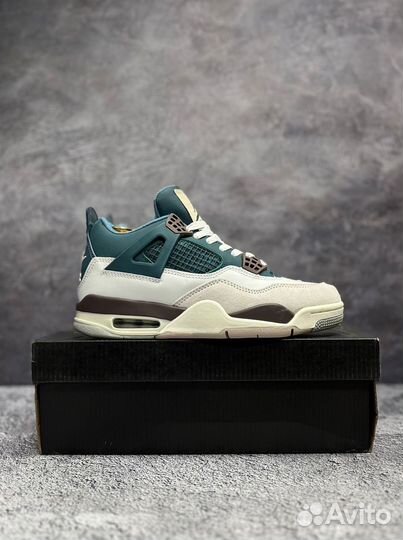 Nike air jordan 4 retro