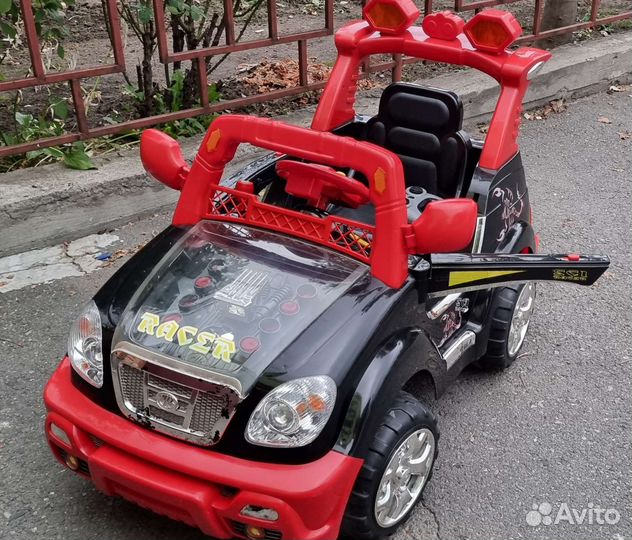 Детский электромобиль джип