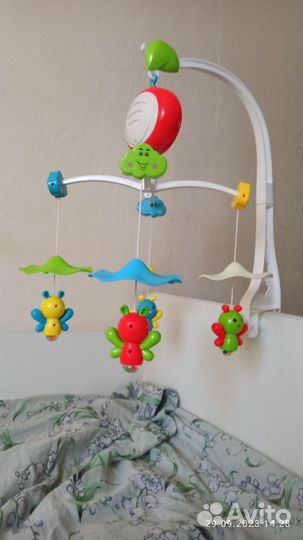 Мобильная Карусель на кроватку