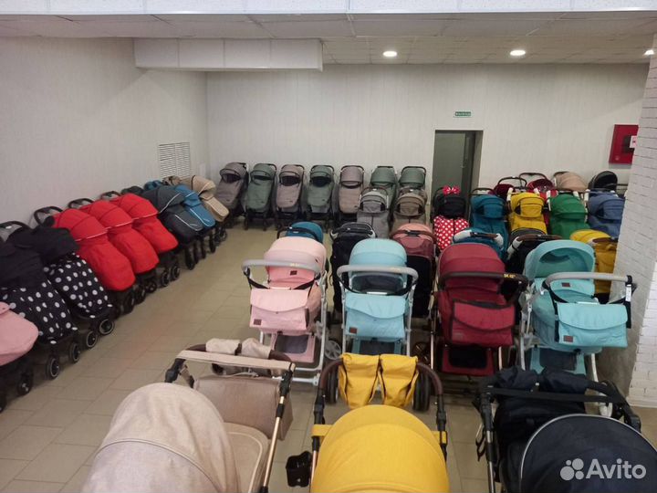 Коляски новые
