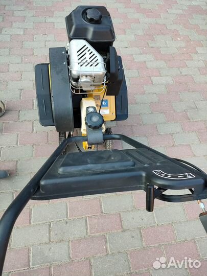 Мотоблок культиватор