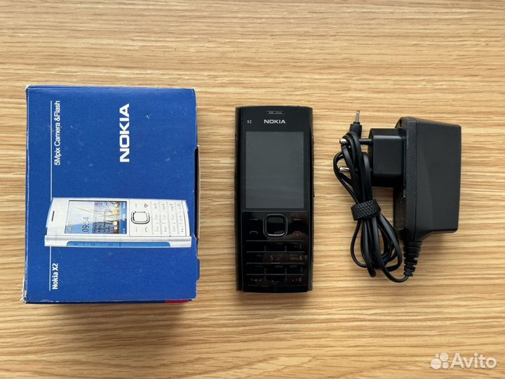 Nokia X2-00