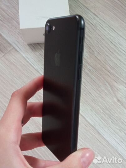iPhone 7, 128 ГБ