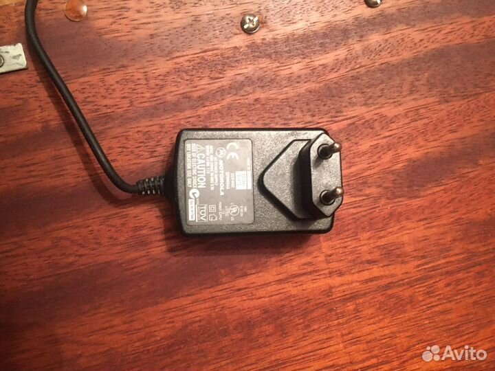 Зарядное устройство