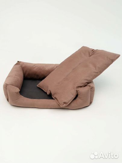 Лежанки, одежда, жилеты для дрессировки