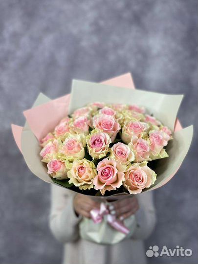 25 роз цветы девушке