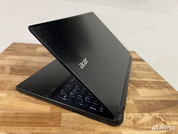 Металлический ультрабук Acer A8 4 ядра 8Gb SSD 256