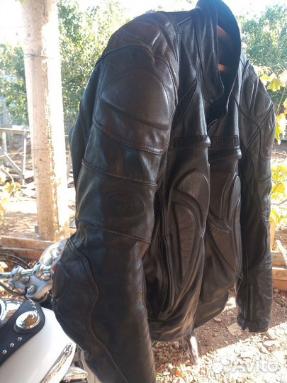 Мотокуртка