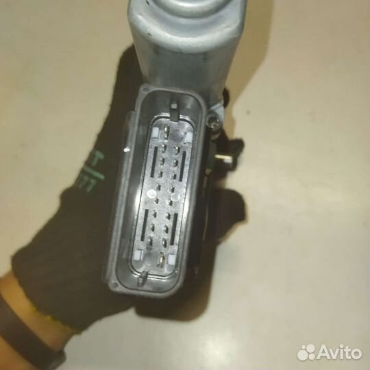 Моторчик задний левый VW Tiguan