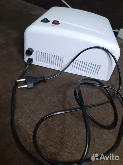 Лампа для маникюра