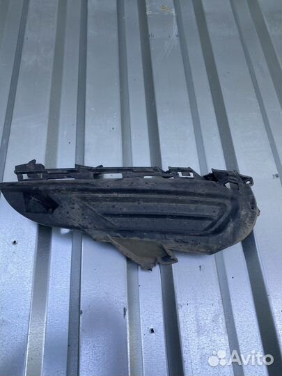 Заглушка птф передняя левая вольво хс60