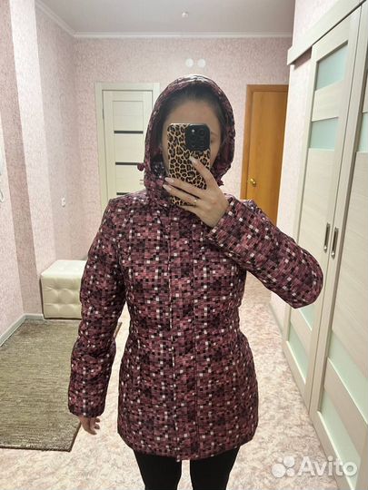 Женская зимняя курка 42 размер