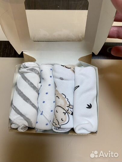 Слюнявчики leeluckbaby 4шт