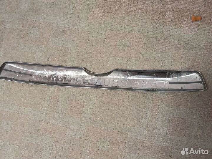 Накладка на багажник Toyota Land Cruiser