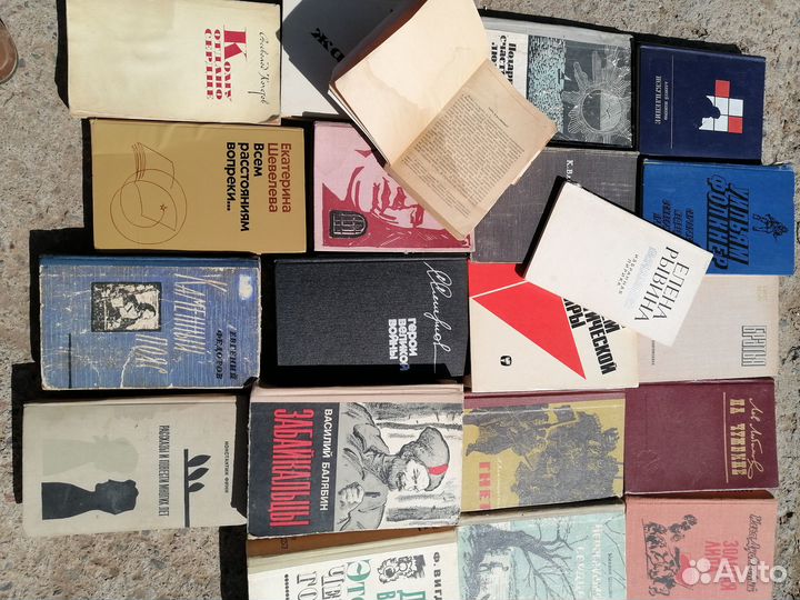 Книги отдам бесплатно