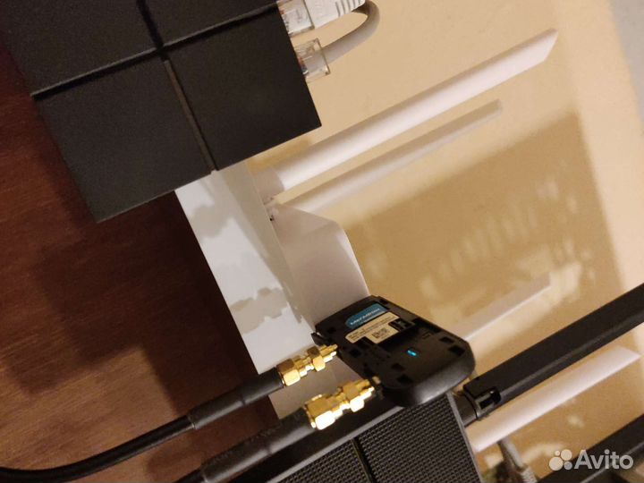 Антенна 4G LTE 27db с роутером и модемом