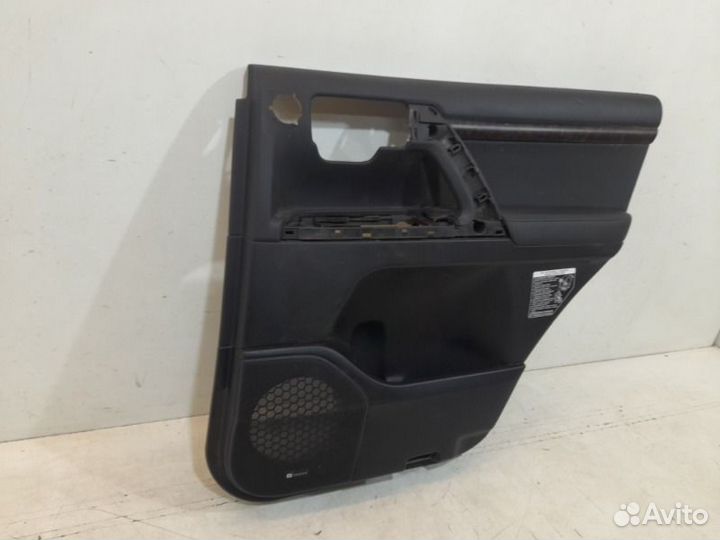 Обшивка двери задняя правая Toyota Land Cruiser