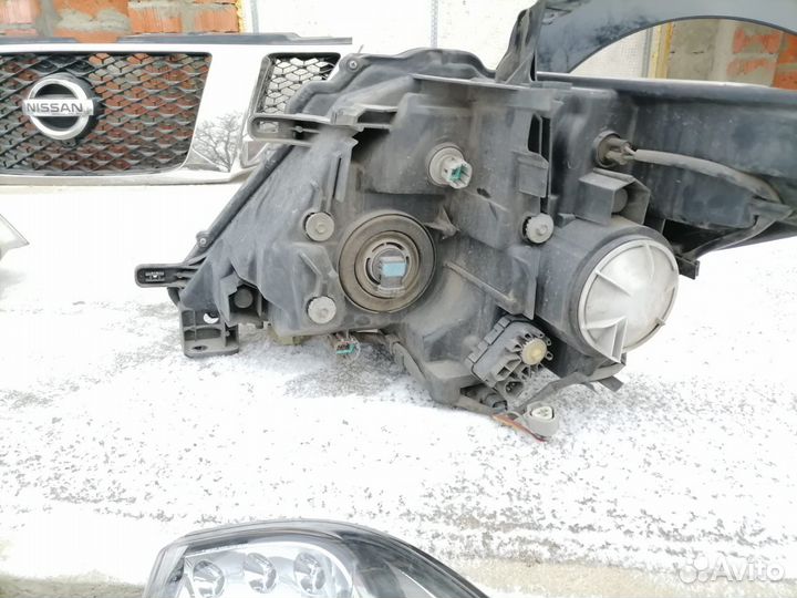 Фара передняя лев и прав nissan patrol Y62