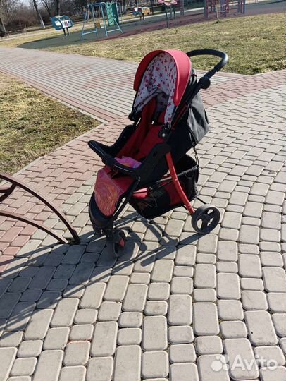 Прогулочная коляска