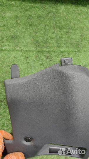 Накладка торпедо подрулевая Citroen C4 Grand Pica